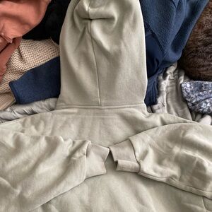 Alo Yoga Bae Cropped Hoodie